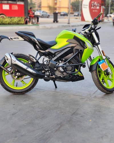 بينيلي S200