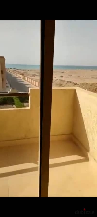 About 30 km past the Ahmed Hamdi Tunnel Only 3 km past Mousa Coast Easy and fast access from Cairo A fully serviced, high-end resort