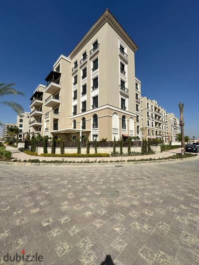 شقة متشطبة+التكيفات فيو مميز في Village West – درة