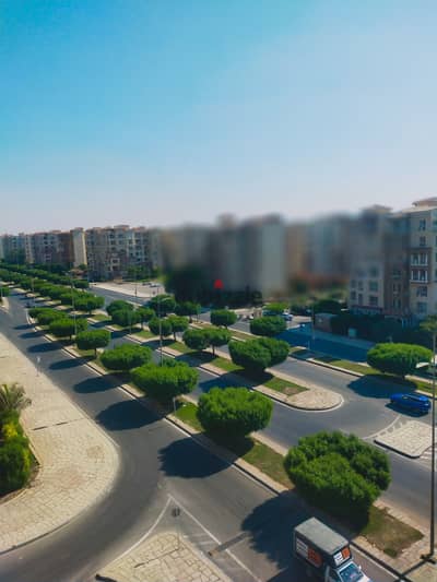 Apartment for rent in Madinaty 175m 3 rooms and 3 bathrooms and a reception 3 pieces required 23 thousand view at any time excellent opportunity very good