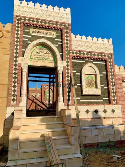مدفن للبيع مساحه 40متر في مقابر القاهره الجديده اول طريق السخنه