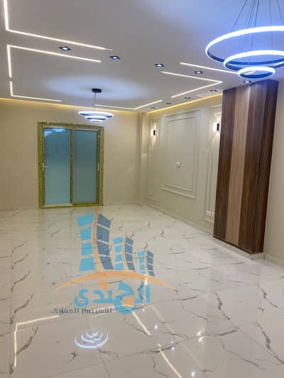 Apartment for sale in the Pyramids Gardens, a very special residential area, near all services with a very special location, in the third floor, a central façade, and one of the best apartments in the Pyramids Gardens.