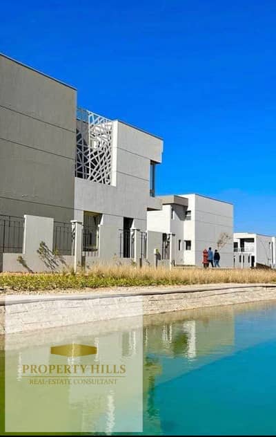 For an old price, a fully finished independent villa from LaVista is displayed, ultra super luxe.