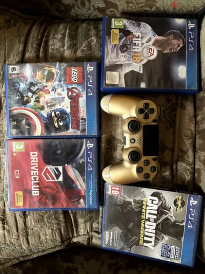 PS4 controller with 4 ps4 games