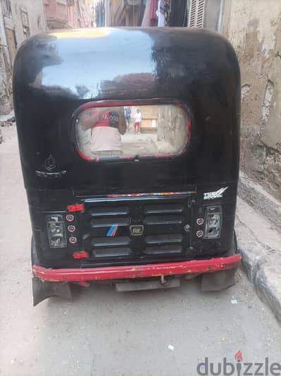 توك توك