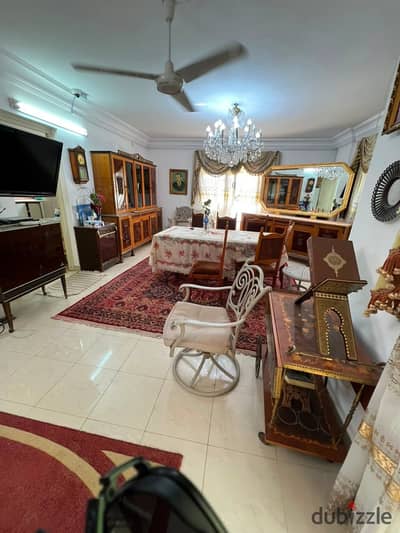 For sale in Madinaty: A distinctive 266 sq m apartment, model 600, in Block B1