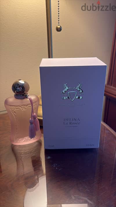 Delina la rosèe