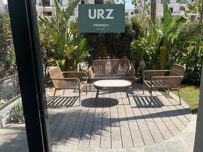 شقة ارضس بجاردن 221 م لوكيشين lake & Center park خيالي علي طريق السويس بالقرب من AUC التجمع الخامس و ميفيدا وهايد بارك وبالم هيلز وديجار وللبيع