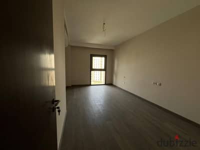 بنتهاوس متشطب استلام فوري للبيع في كمبوند زد ويست الشيخ زايد دقايق من بيفرلي هيلز - zed west compound