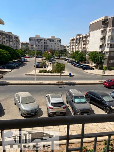 For sale apartment 140 meters B10 Talaat Mostafa