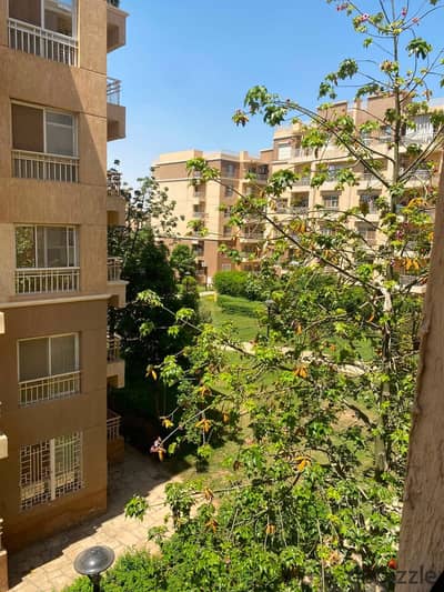 Apartment 116 meters in B11 in a prime location close to all services