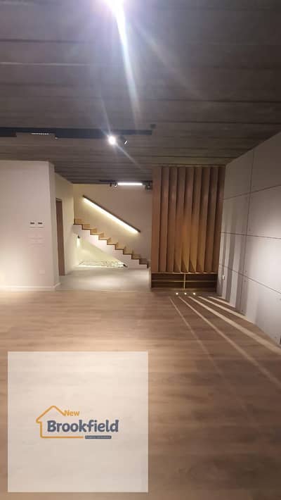 Triplex for Rent Kitchen & A/Cs Eastown SODIC Directly on South 90 Road  Golden Square, New Cairo