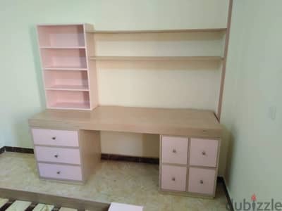 rose kid's bedroom