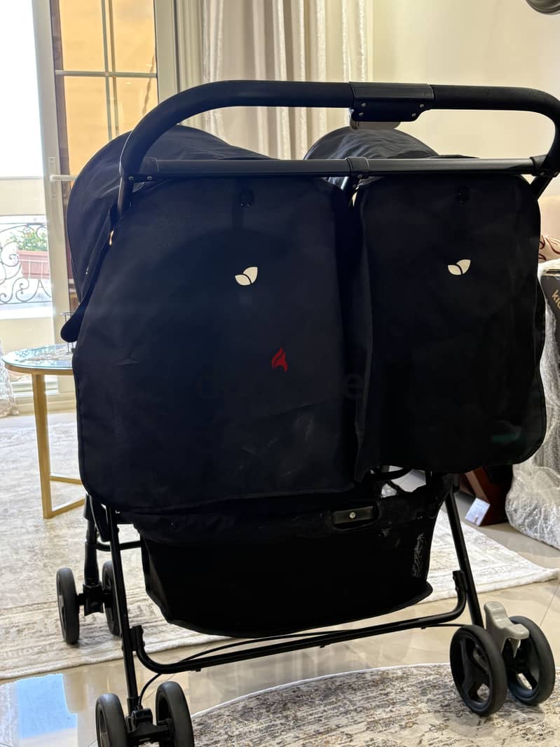 Joie twins stroller 1