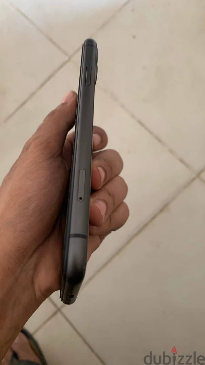 آبل - آيفون 11 3