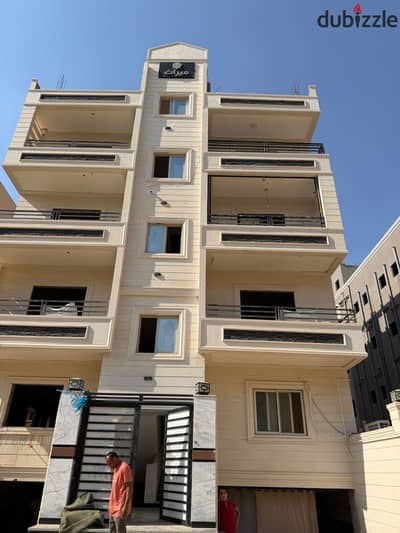Ard El Mokhabarat, Hadayek October, near Fayoum Road, Grand Egyptian Museum, Monorail & all services.