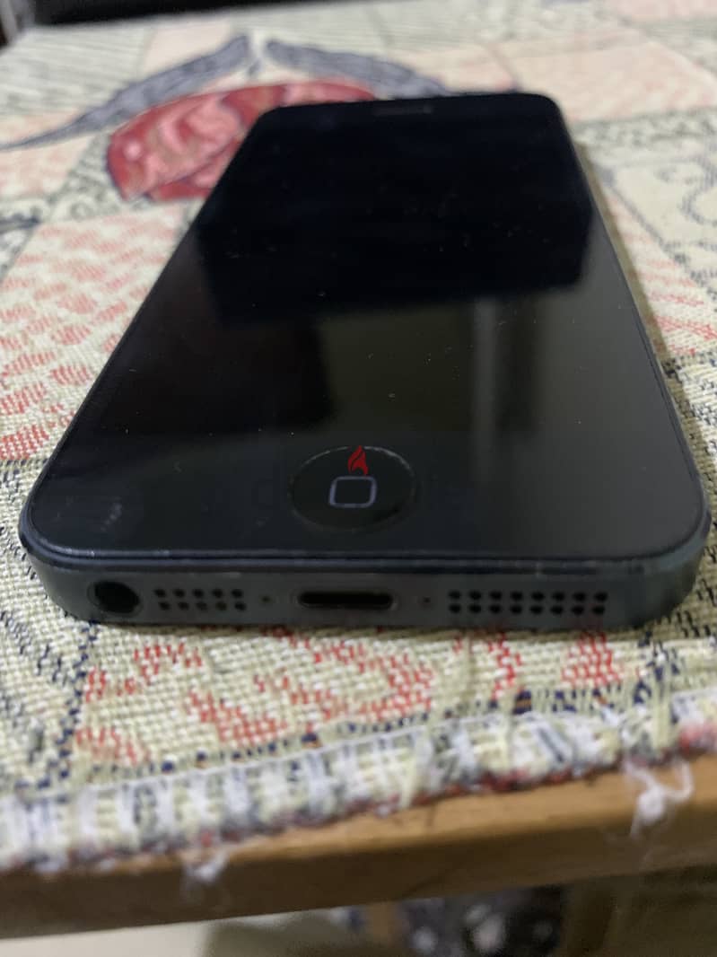 iPhone 5 للبيع 2