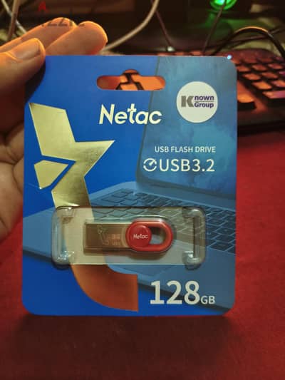 فلاشات 128 و64