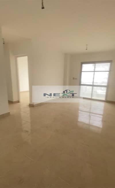 Opportunity to rent in one of the most prestigious and distinguished phases of Madinaty. The apartment is 78 square meters and features 2 bedrooms and