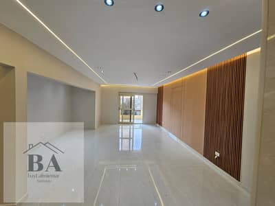 For sale an apartment at a lower price an apartment offered for first residence in Al-Khamail Compound in the second phase of Al-Hudbah