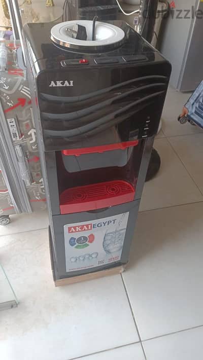 مبرد اكاي