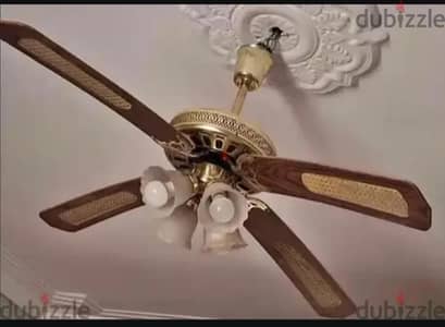 مروحة سقف و نجفة ٤ لمبة