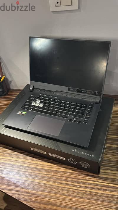 Asus ASUS ROG Strix G15 G513RC