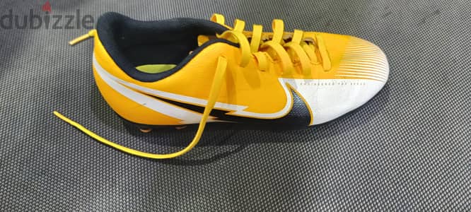 بيع حذاءين Nike اطفالي