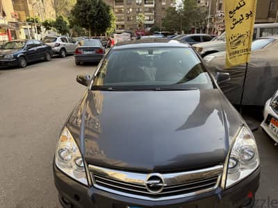 أوبل أسترا 2008