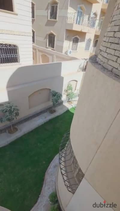 Apartment for Sale – Full Floor in a Private Villa – First District (Counselors Area) – El Shorouk City