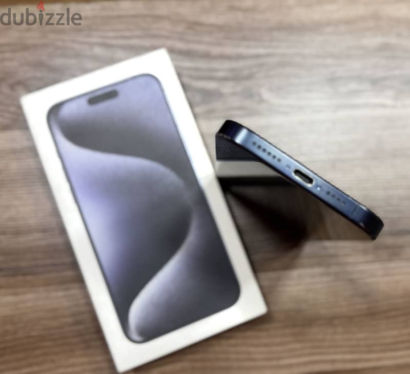 Apple - iPhone 15 Pro Max 2
