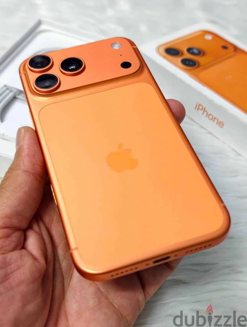 Apple - iPhone 17 Pro Max 3