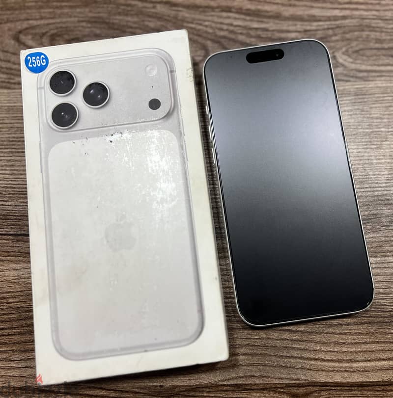 Apple - iPhone 17 Pro Max 4
