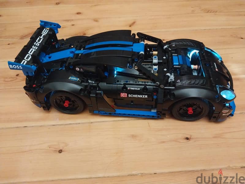 Lego technic Porsche gt4 e-performance used like new without stickers 1