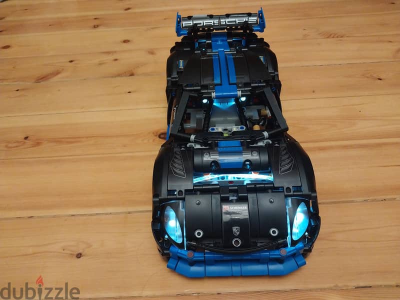 Lego technic Porsche gt4 e-performance used like new without stickers 4