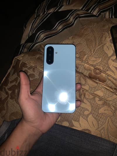 سامسونج ايه 1٧