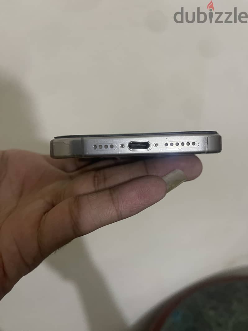 Apple - iPhone 15 Pro Max 2