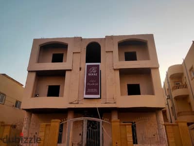 Ground Floor Apartment with Private Garden – Ideal for Living or Investment