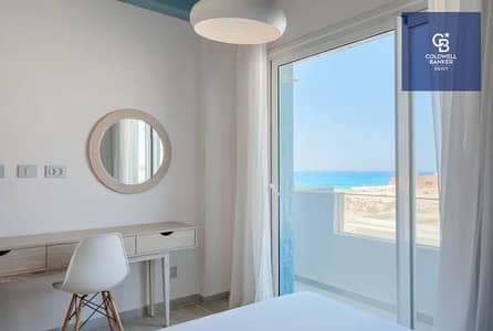 بمقدم 30% شاليه بجاردن sea View & infinity pool تشطيب فندقي بالكامل بالفرش و التكييفات و الأجهزه مشروع DEYZ | الساحل الشمالي | سيدي عبدالرحمن