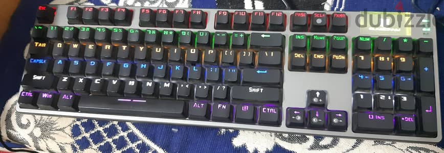 كيبورد تقيل جديد ميكانيكي  للألعاب RGB