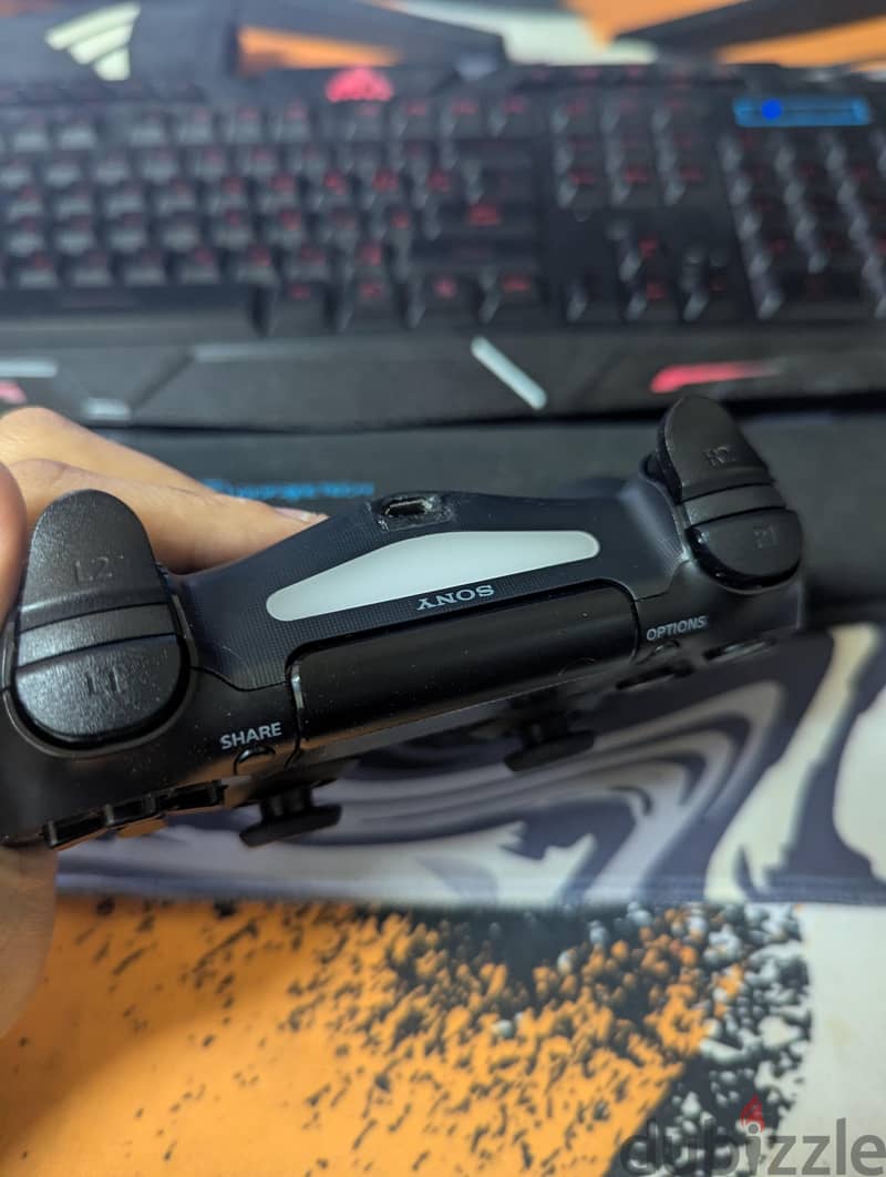 PS4 Controller 1