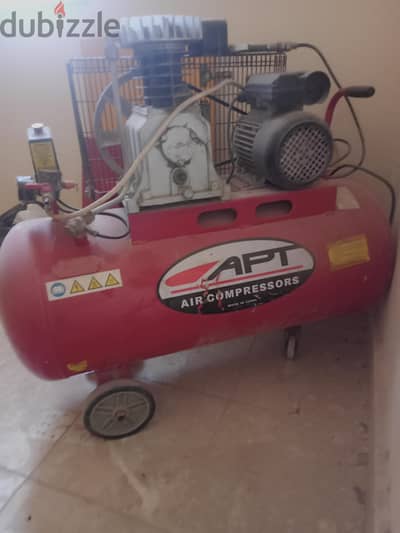 للبيع كمبروسر 100ماركه Aptللتواصل 01159096301