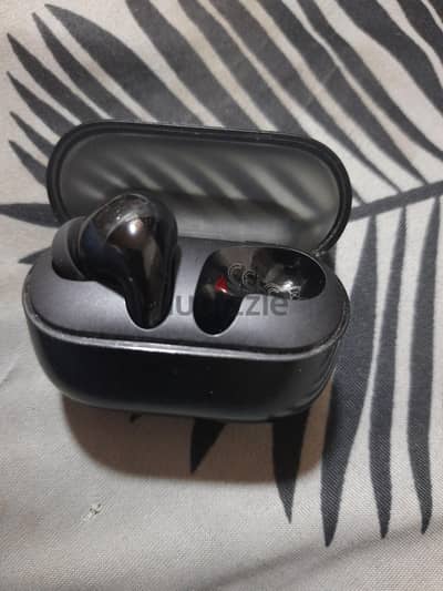 مطلوب  فردة اليمين من Oraimo SpaceBuds Z  لون اسود