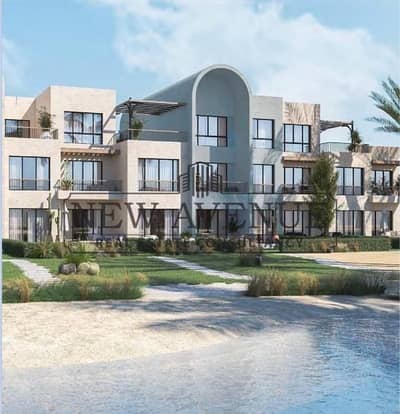 Gouna Kamaran 2 master bedrooms fully finished corner apartment 15% down payment & delivery 1 year