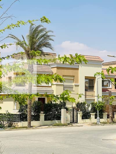 فيلا نازله بخصم الكاش بنص السعر في كومبوند سراي -Sarai بلوكيشن مميز في قلب الكومبوند)