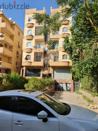 شقة مفروشة للإيجار أمام جامعة ٦ أكتوبر