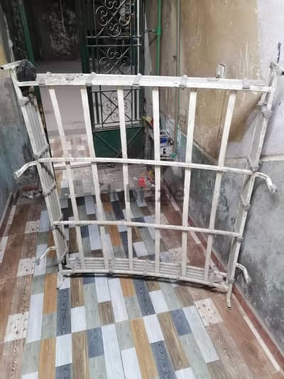 قطع غيار  بيجو ٥٠٤