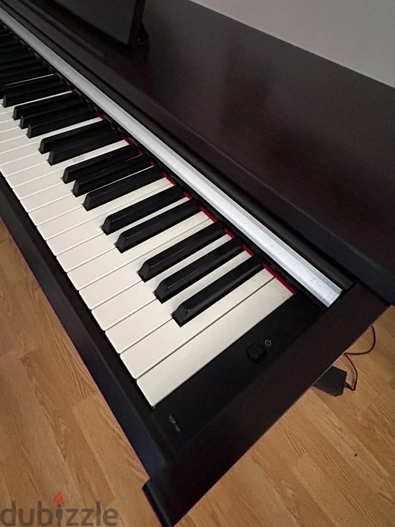 Yamaha Arius 4