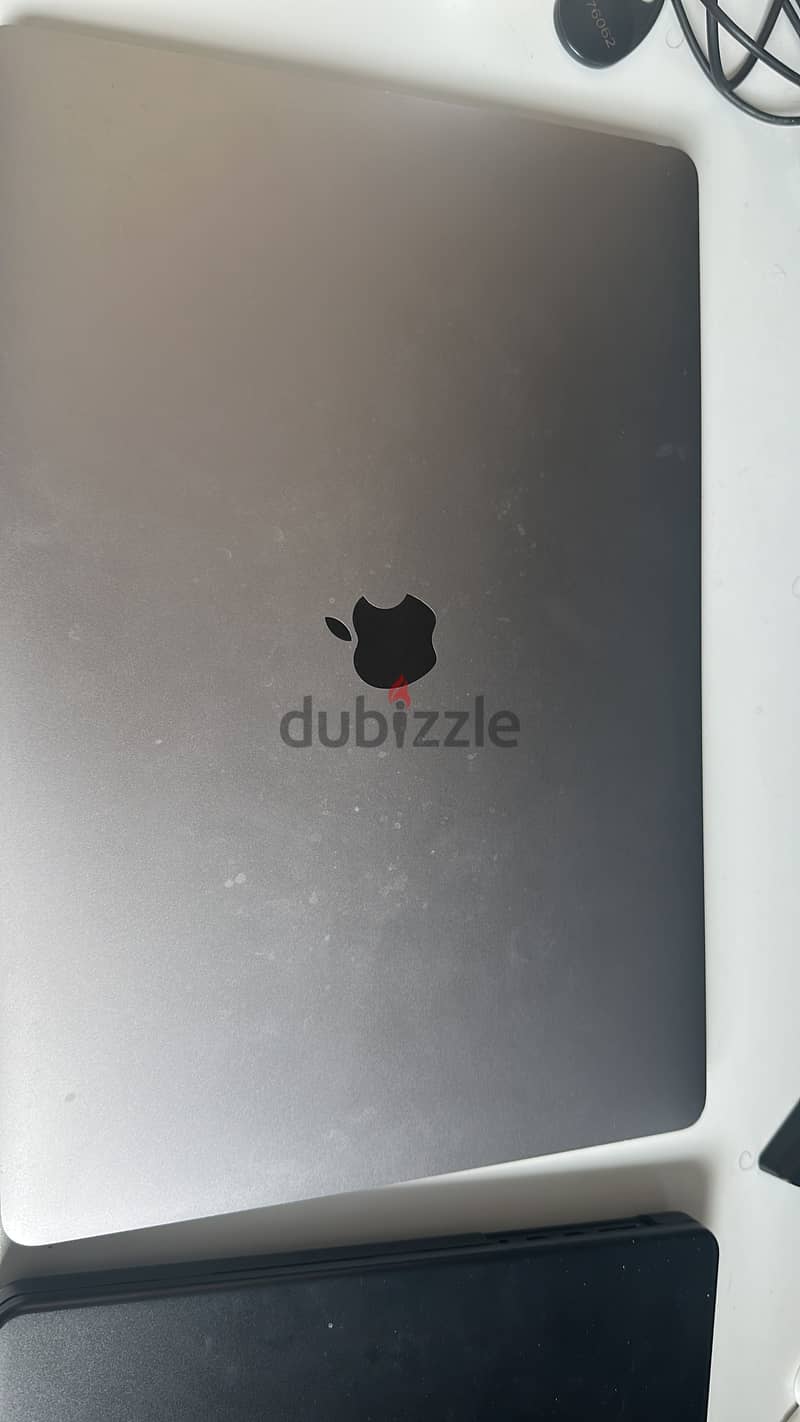 MacBook Pro 16-inch (2019) 6