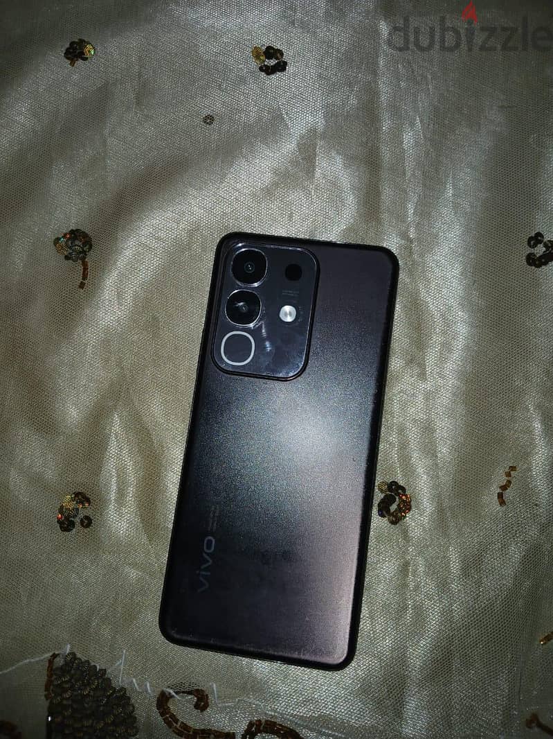 Vivo Y29 7